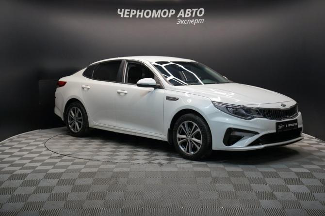 Kia Optima IV Рестайлинг с пробегом 2018 года, цена 1 777 000 рублей, 174000 км, седан, Автокод Объявления
