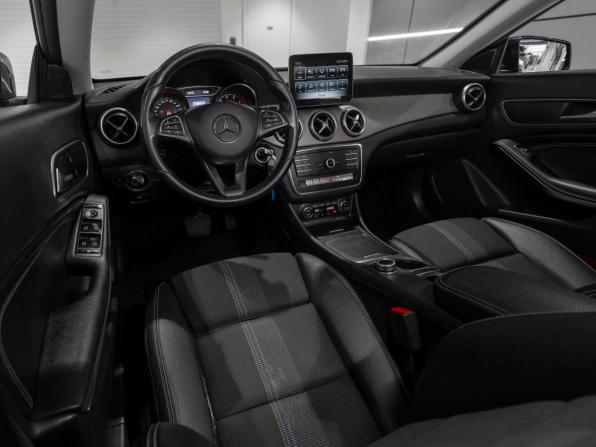 Mercedes-Benz CLA I (C117 X117) Рестайлинг с пробегом 2018 года, цена 1 745 000 рублей, 132952 км, седан, Автокод Объявления