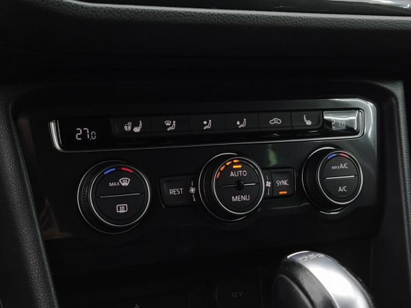 Volkswagen Tiguan II с пробегом 2017 года, цена 2 460 000 рублей, 130537 км, внедорожник, Автокод Объявления