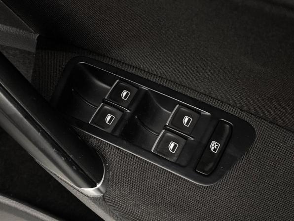 Volkswagen Golf VII с пробегом 2013 года, цена 1 250 000 рублей, 90000 км, хэтчбек, Автокод Объявления