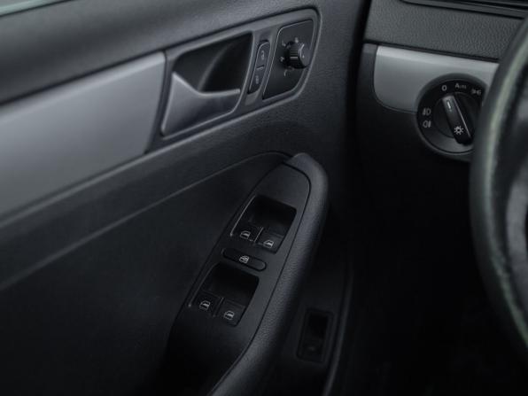 Volkswagen Jetta VI с пробегом 2012 года, цена 935 000 рублей, 148000 км, седан, Автокод Объявления