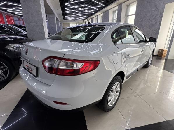 Renault Fluence I Рестайлинг с пробегом 2014 года, цена 935 000 рублей, 61086 км, седан, Автокод Объявления