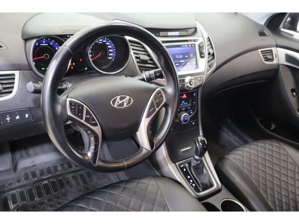 Hyundai Elantra V (MD) Рестайлинг с пробегом 2015 года, цена 1 149 000 рублей, 210130 км, седан, Автокод Объявления