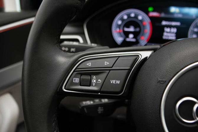 Audi A4 V (B9) Рестайлинг с пробегом 2022 года, цена 3 550 000 рублей, 36317 км, седан, Автокод Объявления
