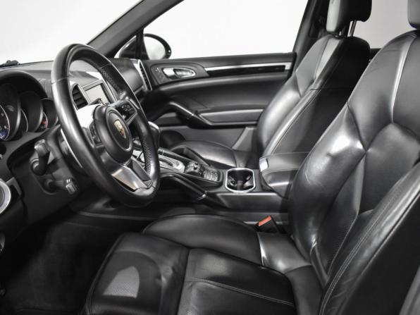 Porsche Cayenne II Рестайлинг (958) с пробегом 2015 года, цена 3 400 000 рублей, 211785 км, внедорожник, Автокод Объявления