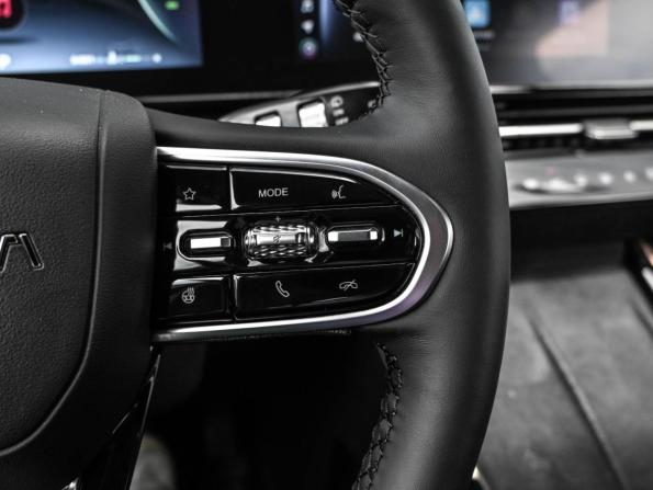 Omoda C5 I с пробегом 2023 года, цена 1 799 000 рублей, 64801 км, внедорожник, Автокод Объявления