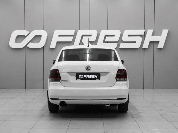 Volkswagen Polo V Рестайлинг с пробегом 2016 года, цена 1 269 000 рублей, 96961 км, седан, Автокод Объявления