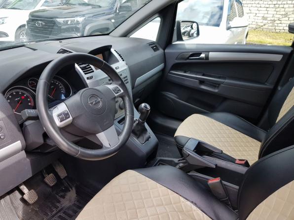 Opel Zafira B Рестайлинг с пробегом 2012 года, цена 599 000 рублей, 198732 км, компактвэн, Автокод Объявления