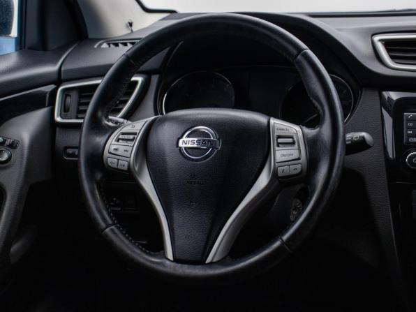 Nissan Qashqai II с пробегом 2017 года, цена 1 141 000 рублей, 125916 км, внедорожник, Автокод Объявления