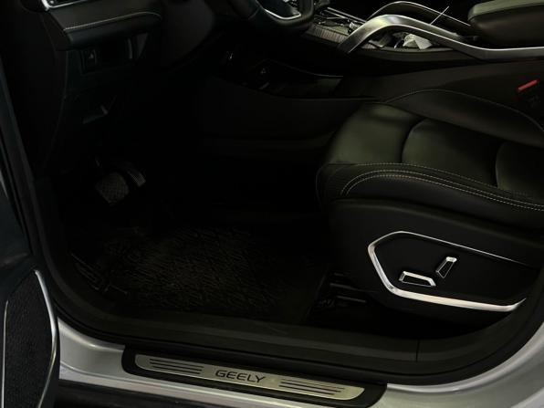 Geely Atlas Pro с пробегом 2023 года, цена 1 995 000 рублей, 50326 км, внедорожник, Автокод Объявления