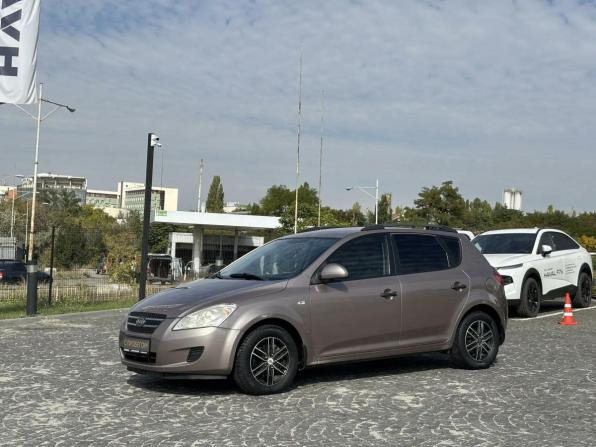 Kia Ceed I с пробегом 2008 года, цена 680 000 рублей, 193930 км, хэтчбек, Автокод Объявления