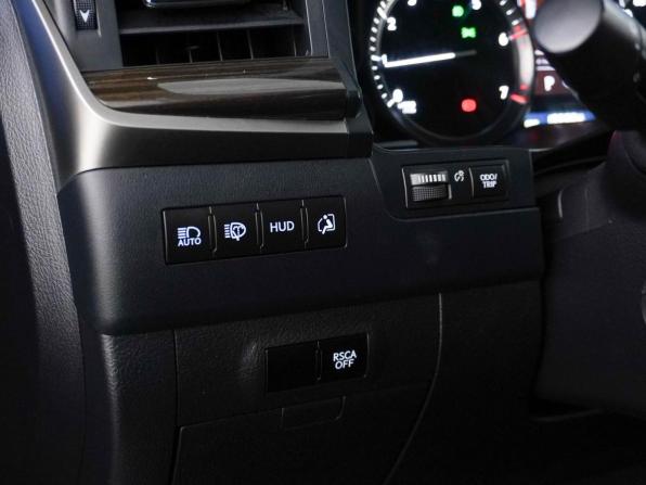 Lexus LX III Рестайлинг 2 с пробегом 2021 года, цена 10 799 888 рублей, 195984 км, внедорожник, Автокод Объявления