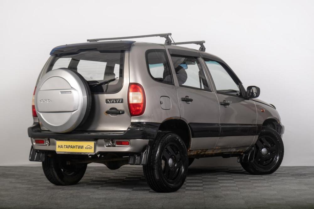 Chevrolet Niva I Томск  - изображение 7