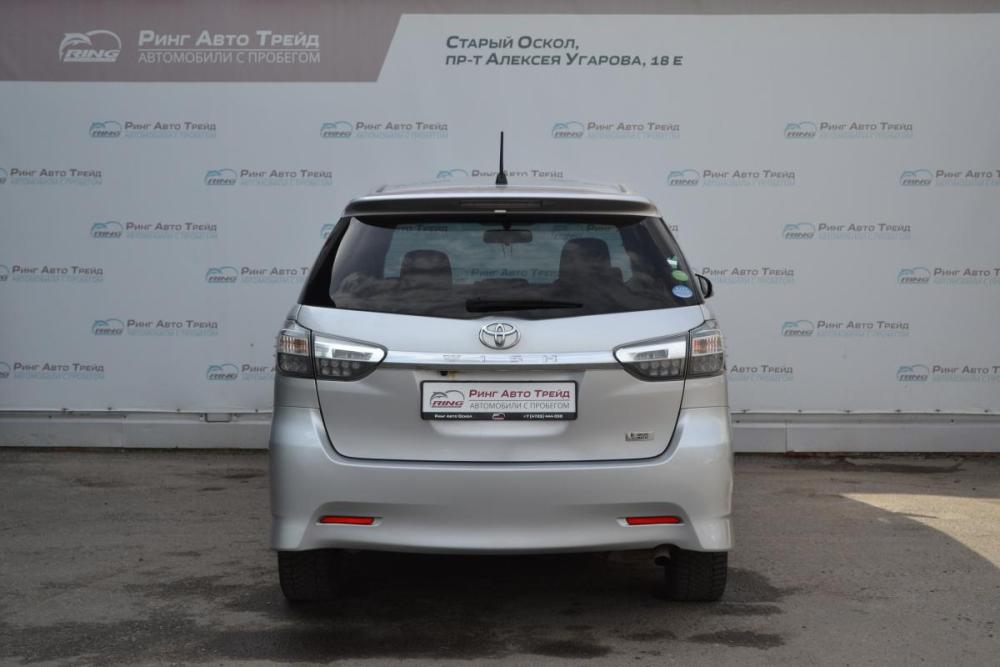 Toyota Wish II Рестайлинг Старый Оскол  - изображение 4