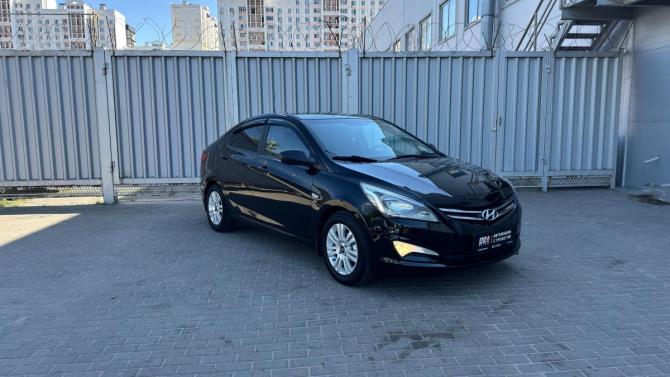Hyundai Solaris I Рестайлинг с пробегом 2015 года, цена 1 099 000 рублей, 155240 км, седан, Автокод Объявления