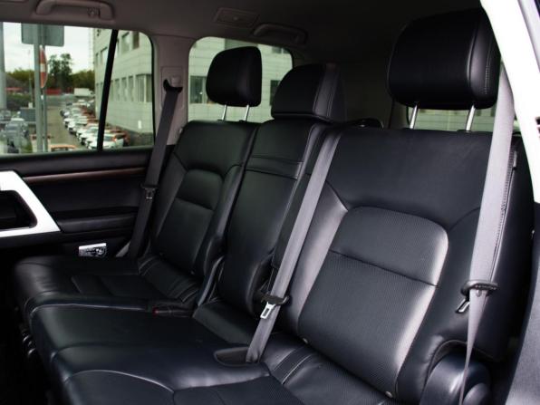 Toyota Land Cruiser 200 Series Рестайлинг 2 с пробегом 2019 года, цена 7 148 000 рублей, 104673 км, внедорожник, Автокод Объявления