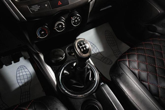Mitsubishi ASX I Рестайлинг с пробегом 2012 года, цена 1 119 000 рублей, 131000 км, внедорожник, Автокод Объявления