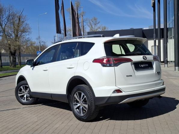 Toyota RAV4 IV (XA40) Рестайлинг с пробегом 2016 года, цена 1 960 000 рублей, 189679 км, внедорожник, Автокод Объявления