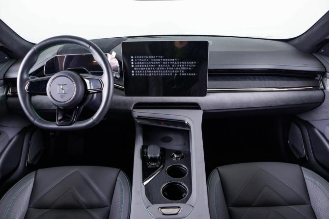 Zeekr 001 I с пробегом 2024 года, цена 6 149 000 рублей, 800 км, лифтбек, Автокод Объявления