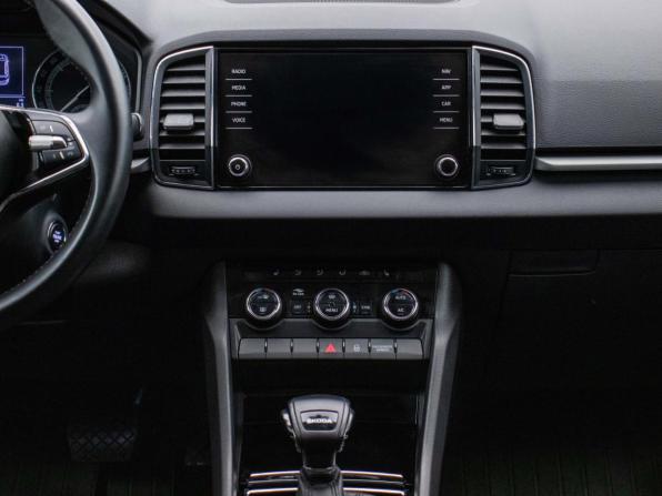 Skoda Karoq I с пробегом 2021 года, цена 2 327 000 рублей, 65864 км, внедорожник, Автокод Объявления
