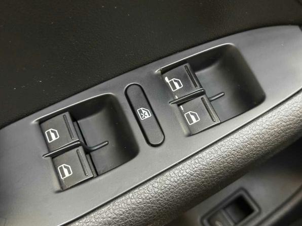 Volkswagen Jetta VI с пробегом 2012 года, цена 855 000 рублей, 262183 км, седан, Автокод Объявления