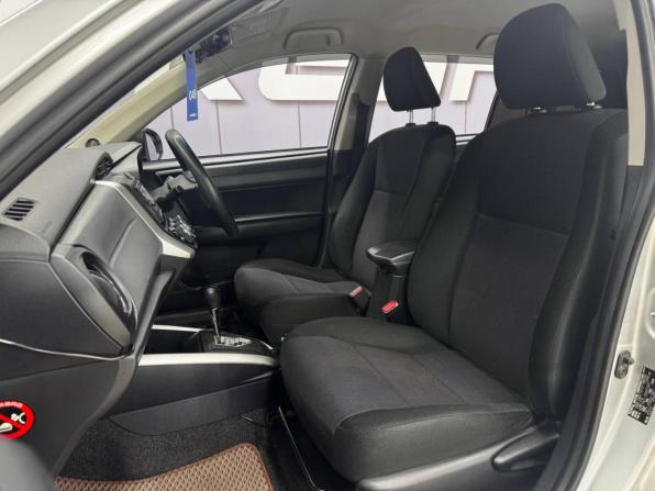Toyota Corolla XI (E160 E170 E180) с пробегом 2014 года, цена 899 000 рублей, 211000 км, универсал, Автокод Объявления