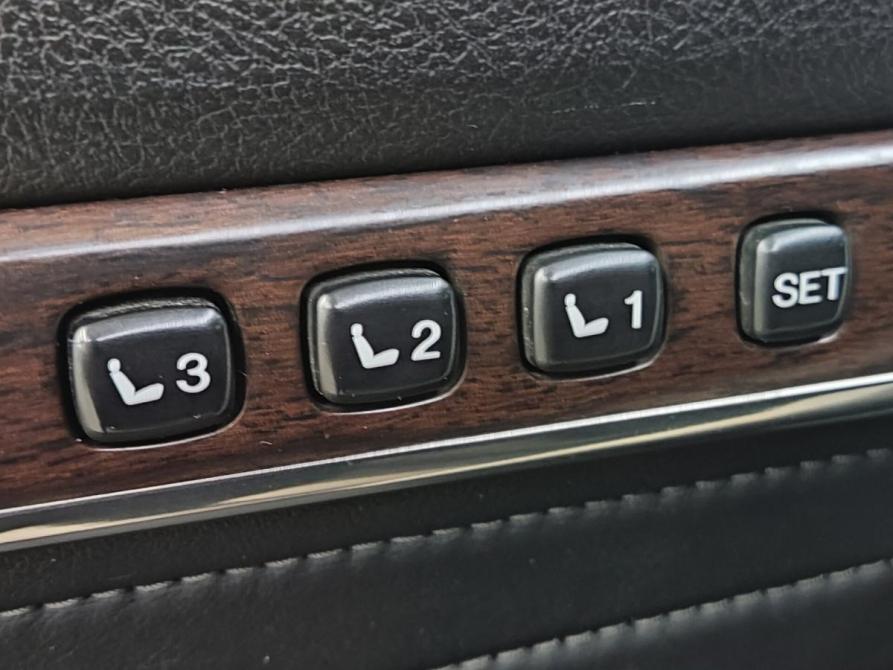 Toyota Land Cruiser 200 Series Рестайлинг 2 Барнаул  - изображение 35