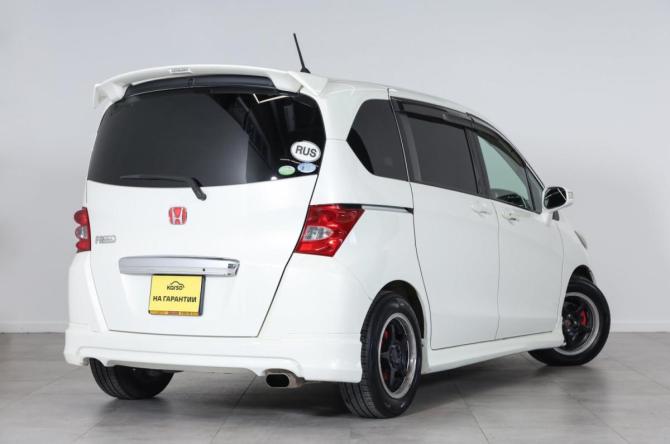 Honda Freed I с пробегом 2010 года, цена 1 099 000 рублей, 250000 км, компактвэн, Автокод Объявления