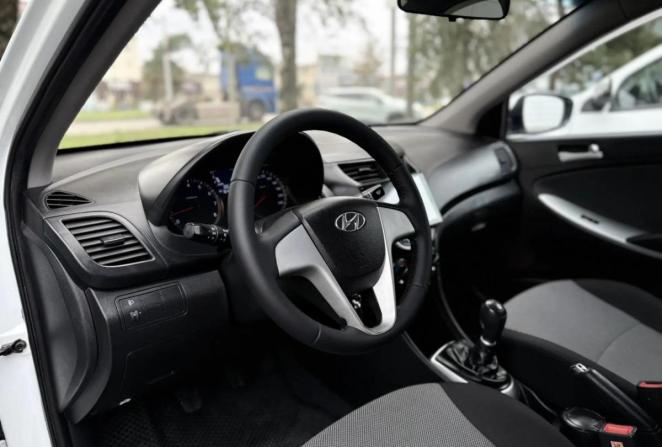 Hyundai Solaris I с пробегом 2014 года, цена 815 000 рублей, 164025 км, седан, Автокод Объявления