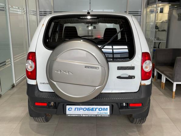Chevrolet Niva I Рестайлинг с пробегом 2015 года, цена 589 000 рублей, 90129 км, внедорожник, Автокод Объявления