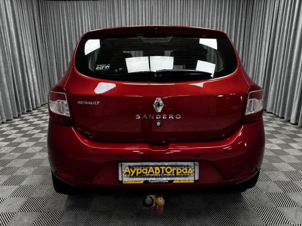 Renault Sandero II с пробегом 2014 года, цена 765 000 рублей, 158464 км, хэтчбек, Автокод Объявления