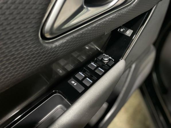 Land Rover Range Rover Velar I с пробегом 2019 года, цена 4 060 000 рублей, 68600 км, внедорожник, Автокод Объявления