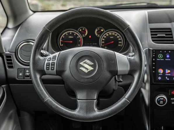 Suzuki SX4 I (Classic) Рестайлинг с пробегом 2012 года, цена 948 000 рублей, 181398 км, хэтчбек, Автокод Объявления