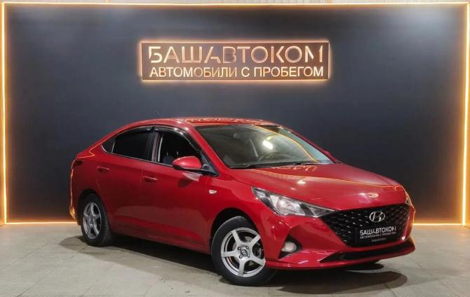 Hyundai Solaris II Рестайлинг с пробегом 2021 года, цена 1 169 000 рублей, 107980 км, седан, Автокод Объявления