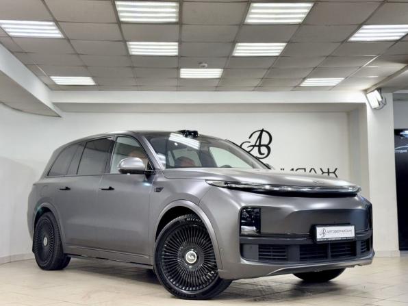 Li Auto (Lixiang) L9 I Рестайлинг с пробегом 2024 года, цена 7 390 000 рублей, 51664 км, внедорожник, Автокод Объявления