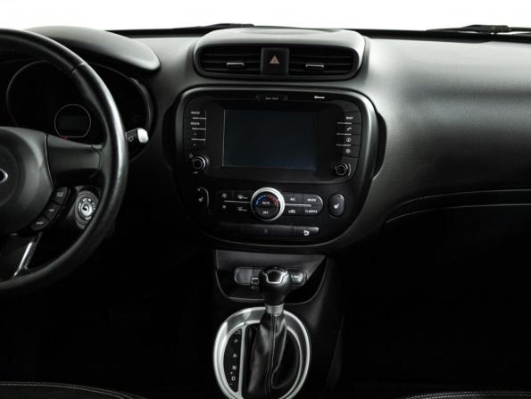 Kia Soul II Рестайлинг с пробегом 2019 года, цена 1 689 700 рублей, 77000 км, хэтчбек, Автокод Объявления