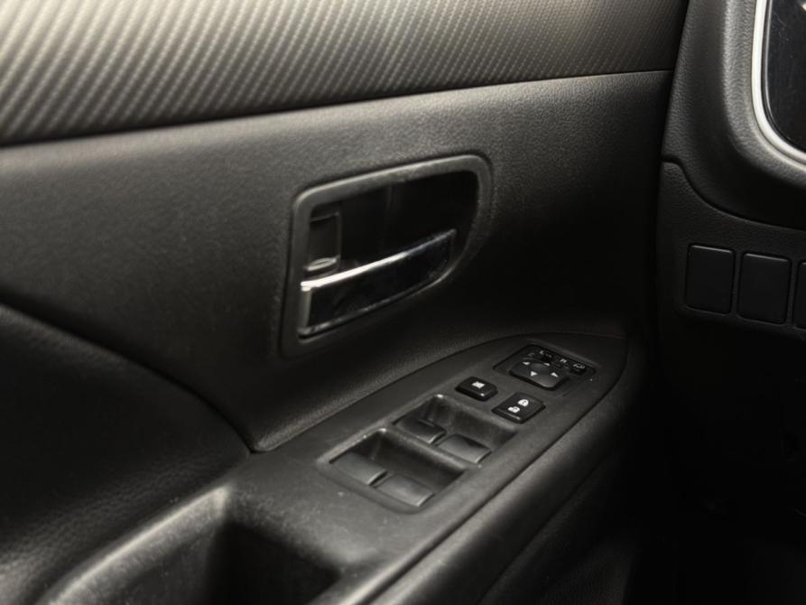 Mitsubishi Outlander III Рестайлинг Ярославль  - изображение 15