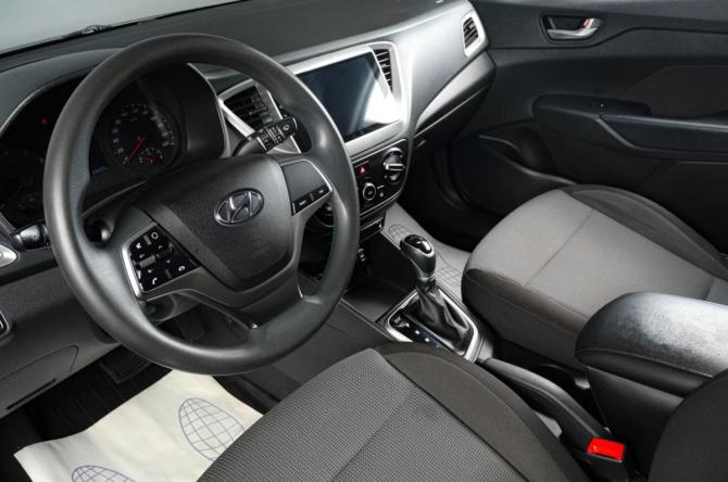 Hyundai Solaris II Рестайлинг с пробегом 2021 года, цена 1 539 000 рублей, 128600 км, седан, Автокод Объявления