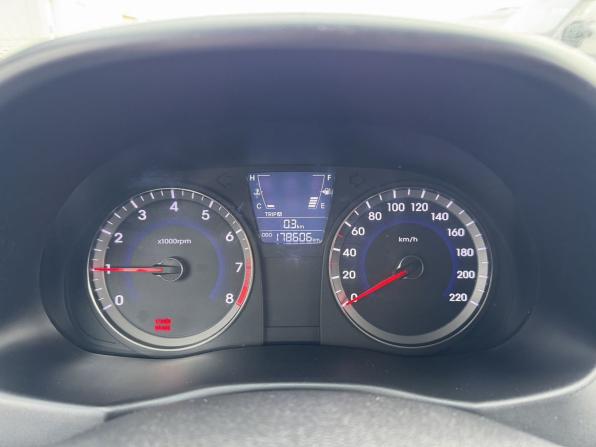 Hyundai Solaris I с пробегом 2011 года, цена 525 000 рублей, 174000 км, седан, Автокод Объявления