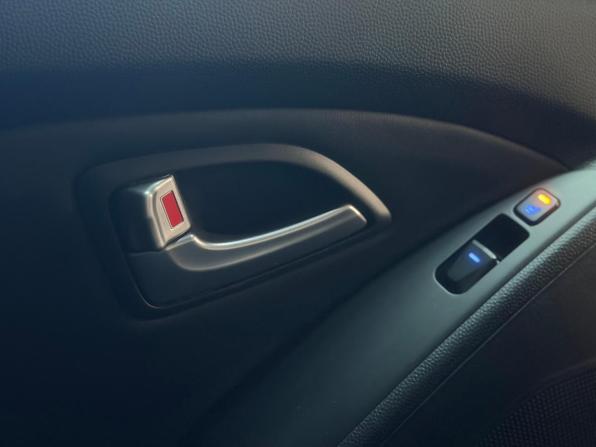 Hyundai ix35 I с пробегом 2012 года, цена 1 399 000 рублей, 177156 км, внедорожник, Автокод Объявления