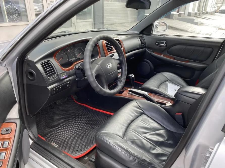 Hyundai Sonata IV (EF) Рестайлинг Новосибирск  - изображение 9