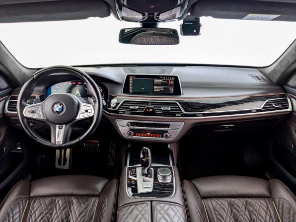 BMW 7 серии VI (G11/G12) Рестайлинг с пробегом 2021 года, цена 7 100 000 рублей, 73925 км, седан, Автокод Объявления