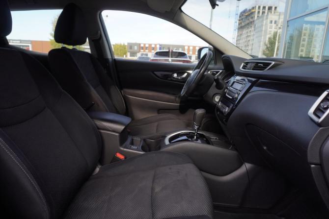 Nissan Qashqai II с пробегом 2018 года, цена 1 599 000 рублей, 170729 км, внедорожник, Автокод Объявления
