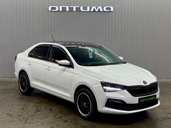 Skoda Rapid II с пробегом 2020 года, цена 1 357 000 рублей, 160234 км, лифтбек, Автокод Объявления