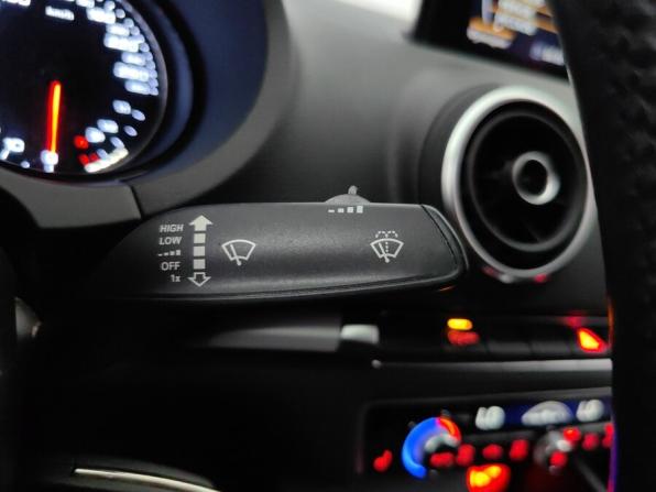Audi A3 III (8V) с пробегом 2015 года, цена 1 348 000 рублей, 167832 км, седан, Автокод Объявления