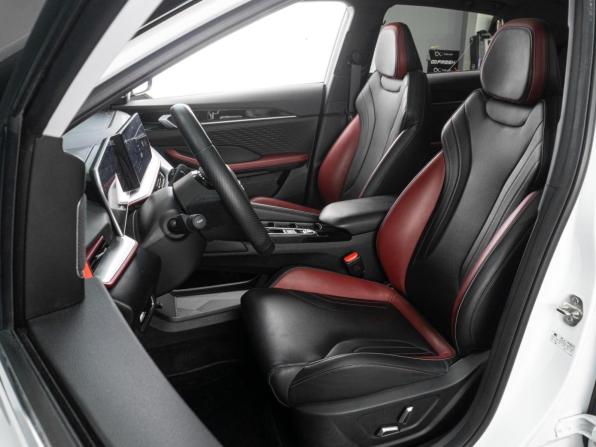 Geely Coolray I Рестайлинг с пробегом 2023 года, цена 2 149 000 рублей, 37024 км, внедорожник, Автокод Объявления