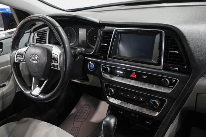 Hyundai Sonata VII (LF) Рестайлинг с пробегом 2017 года, цена 1 569 000 рублей, 173000 км, седан, Автокод Объявления