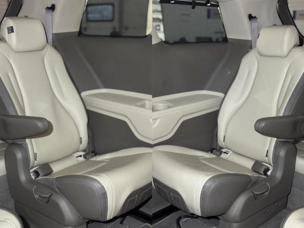 Kia Carnival III с пробегом 2020 года, цена 3 700 000 рублей, 98874 км, минивэн, Автокод Объявления