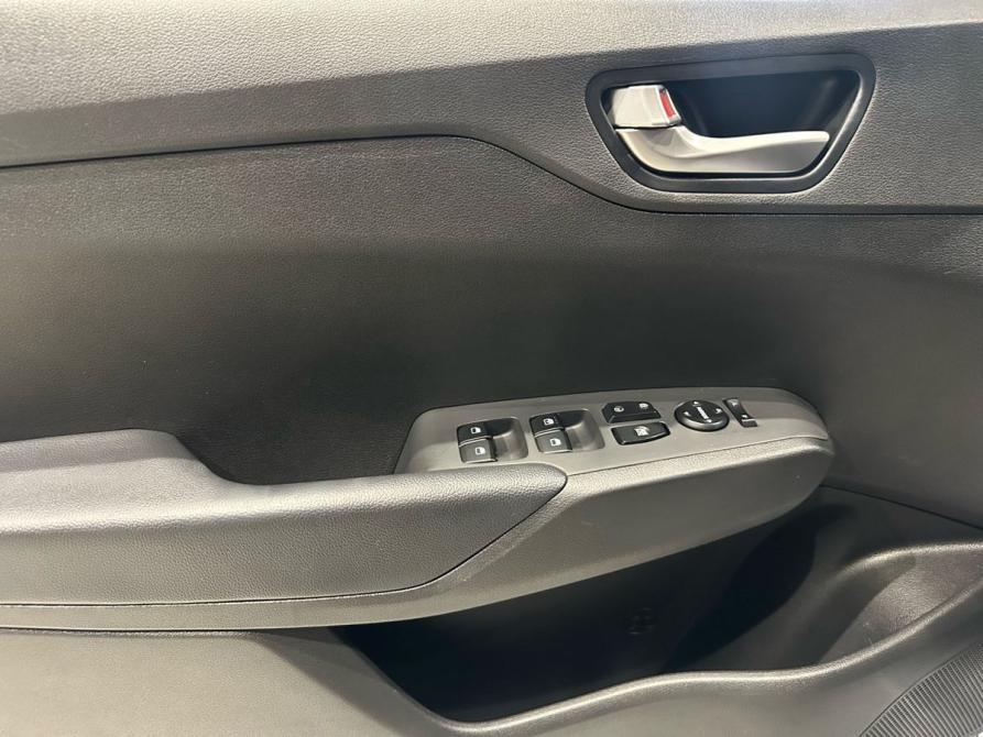 Hyundai Solaris II Рестайлинг Москва  - изображение 17