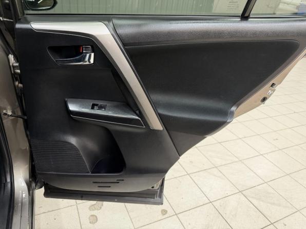 Toyota RAV4 IV (XA40) Рестайлинг с пробегом 2018 года, цена 2 219 000 рублей, 209369 км, внедорожник, Автокод Объявления